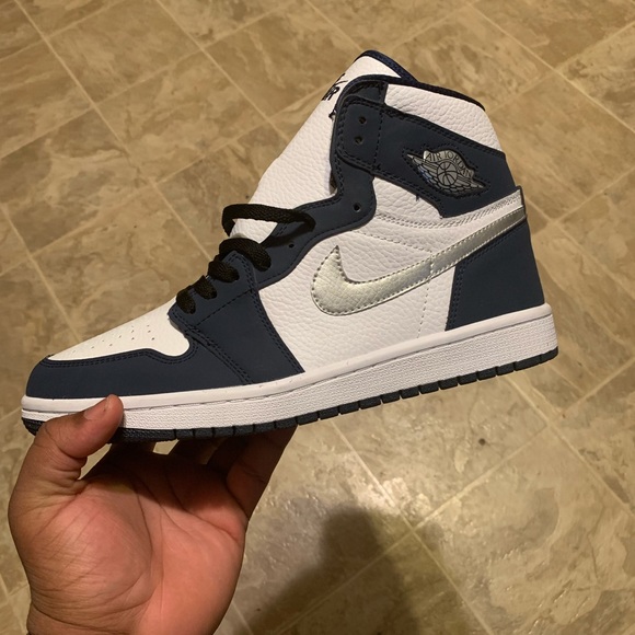 Jordan 1 midnight navy